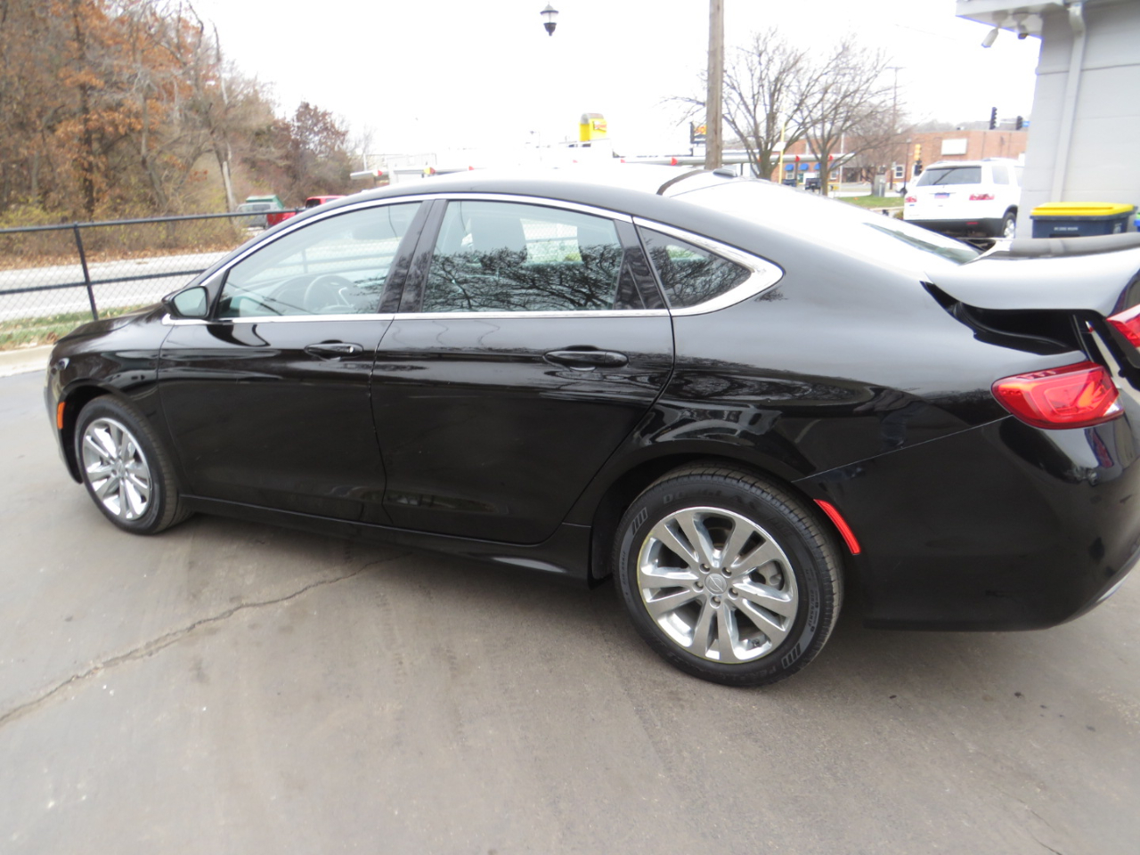 Chrysler 200 4dr Sdn Limited FWD 2015