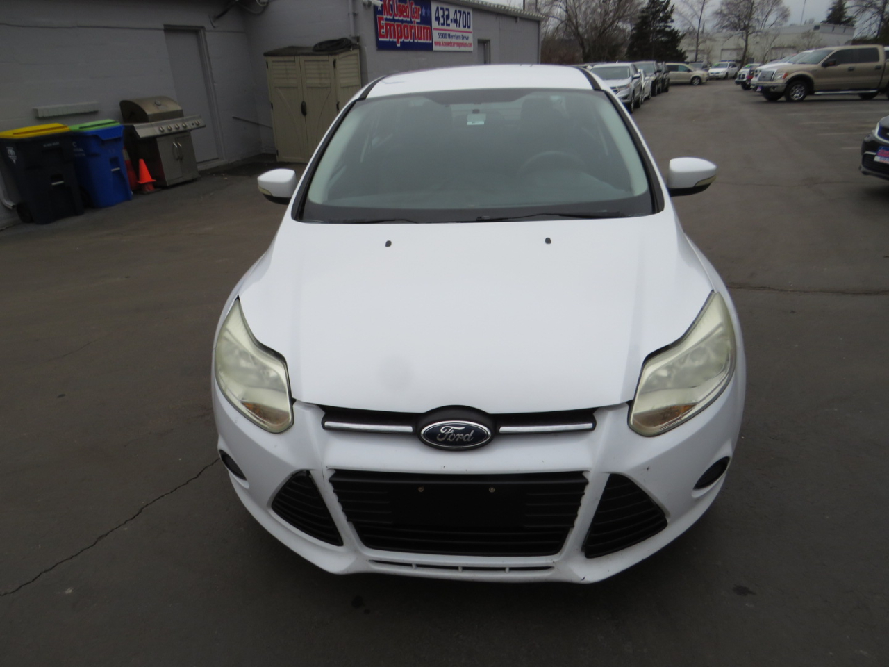 Ford Focus 4dr Sdn SE 2013