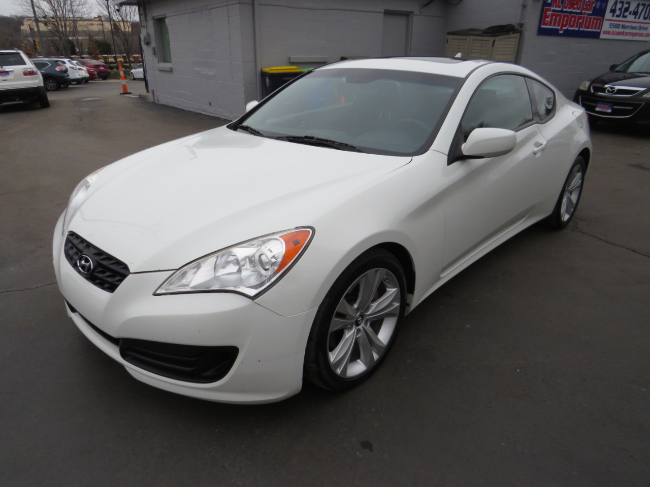 Hyundai Genesis Coupe 2dr 2.0T Auto Premium 2011