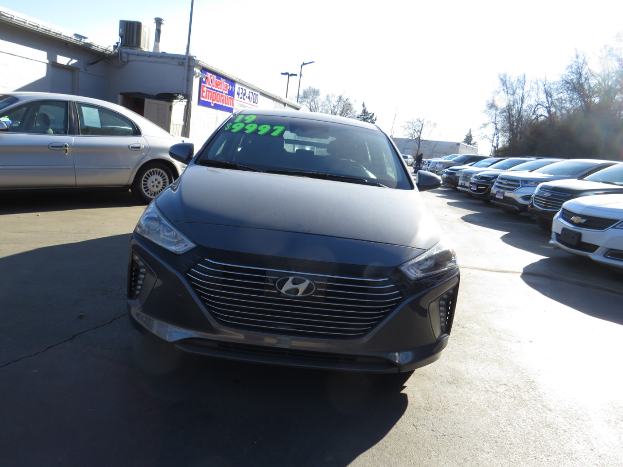 Hyundai Ioniq Hybrid SEL Hatchback 2019