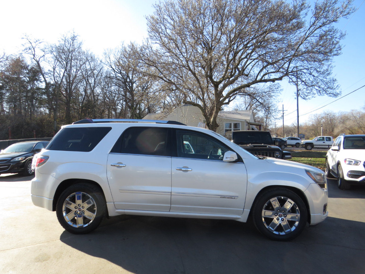 GMC Acadia AWD 4dr Denali 2015