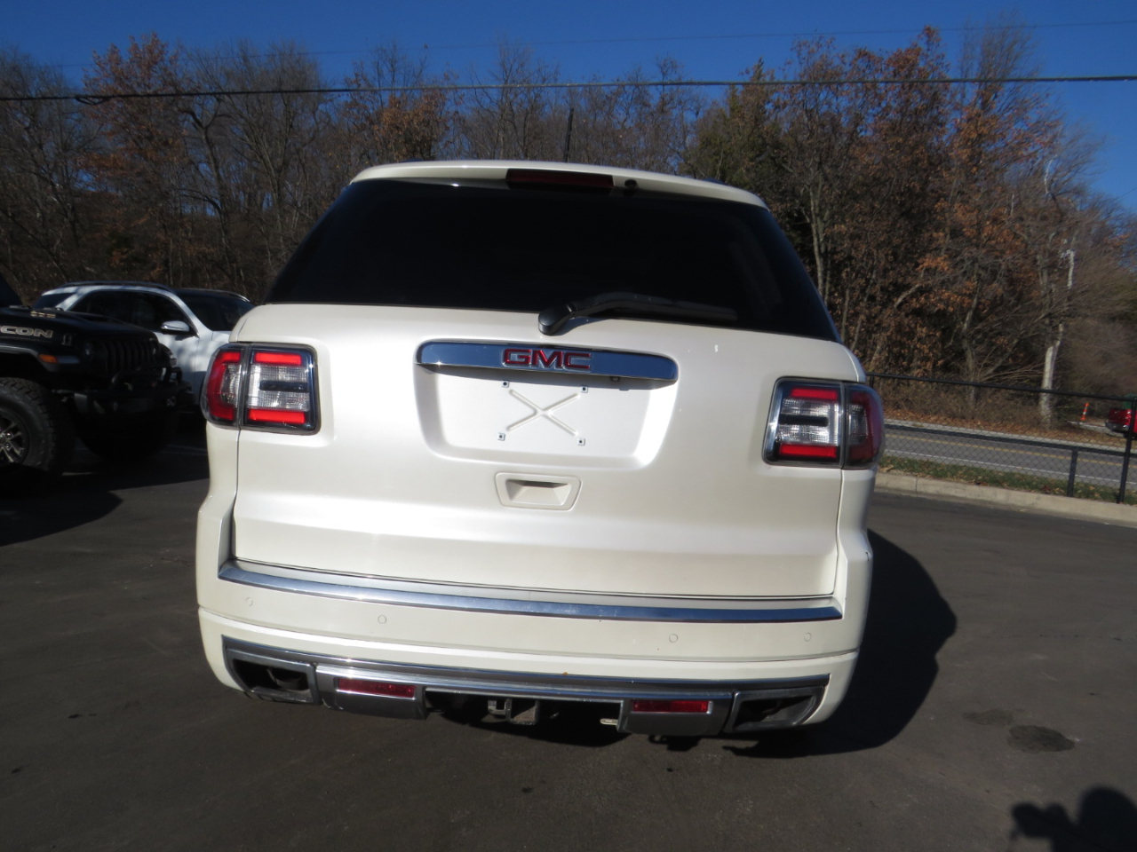 GMC Acadia AWD 4dr Denali 2015