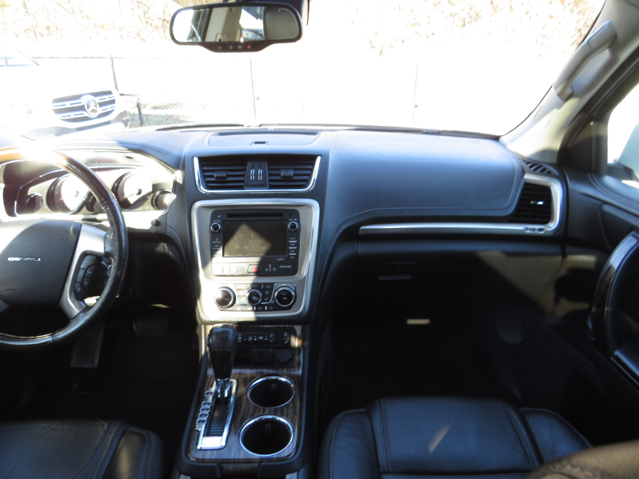 GMC Acadia AWD 4dr Denali 2015