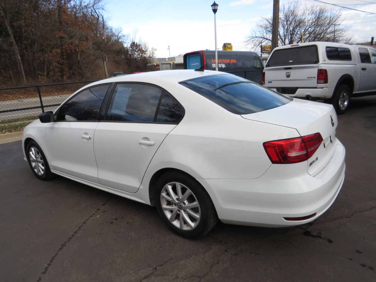 Volkswagen Jetta Sedan 4dr Auto 1.8T SE PZEV 2015