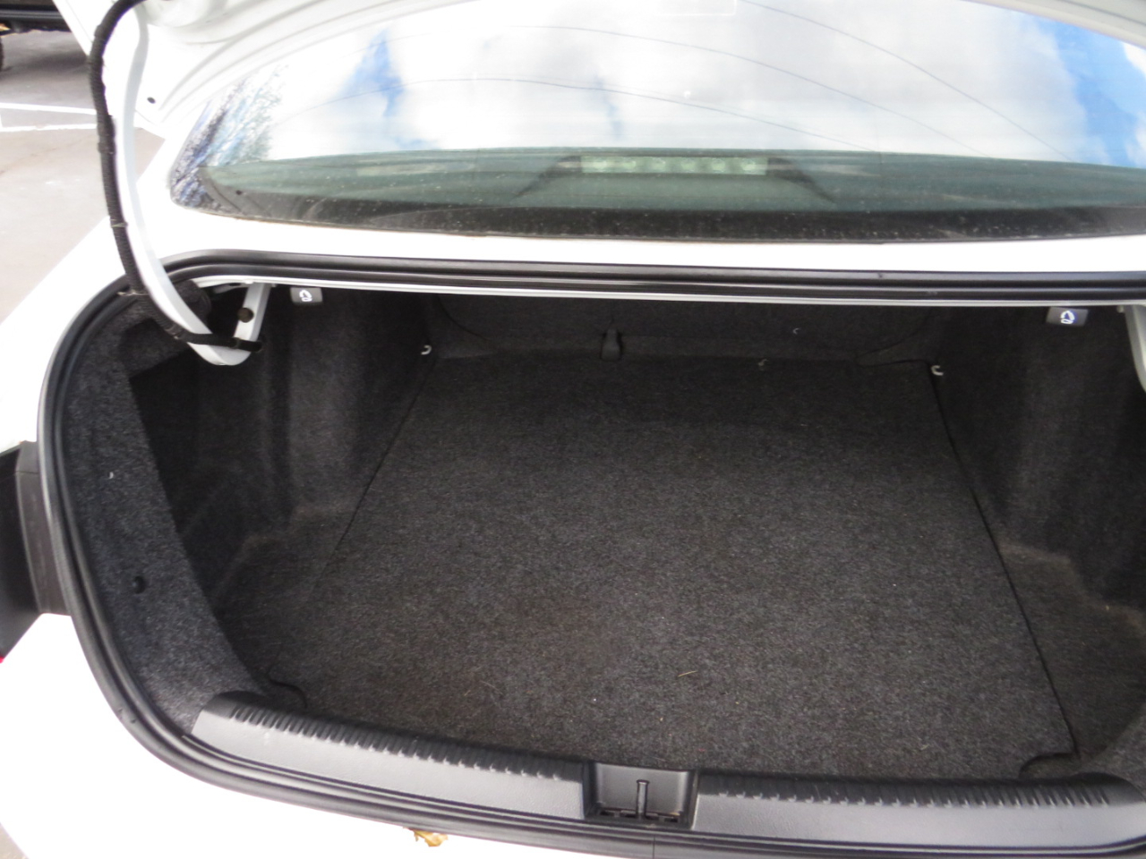 Volkswagen Jetta Sedan 4dr Auto 1.8T SE PZEV 2015