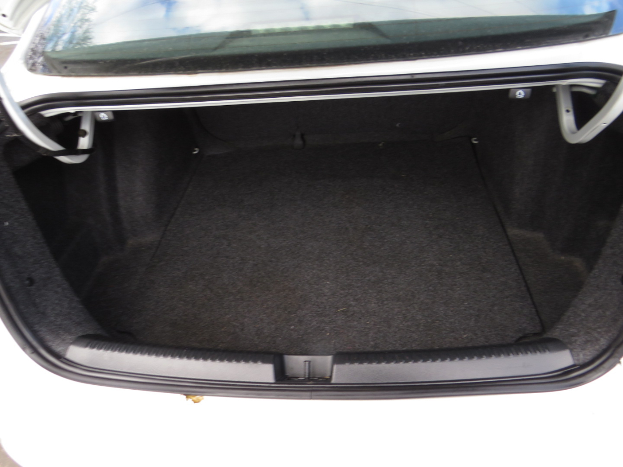 Volkswagen Jetta Sedan 4dr Auto 1.8T SE PZEV 2015