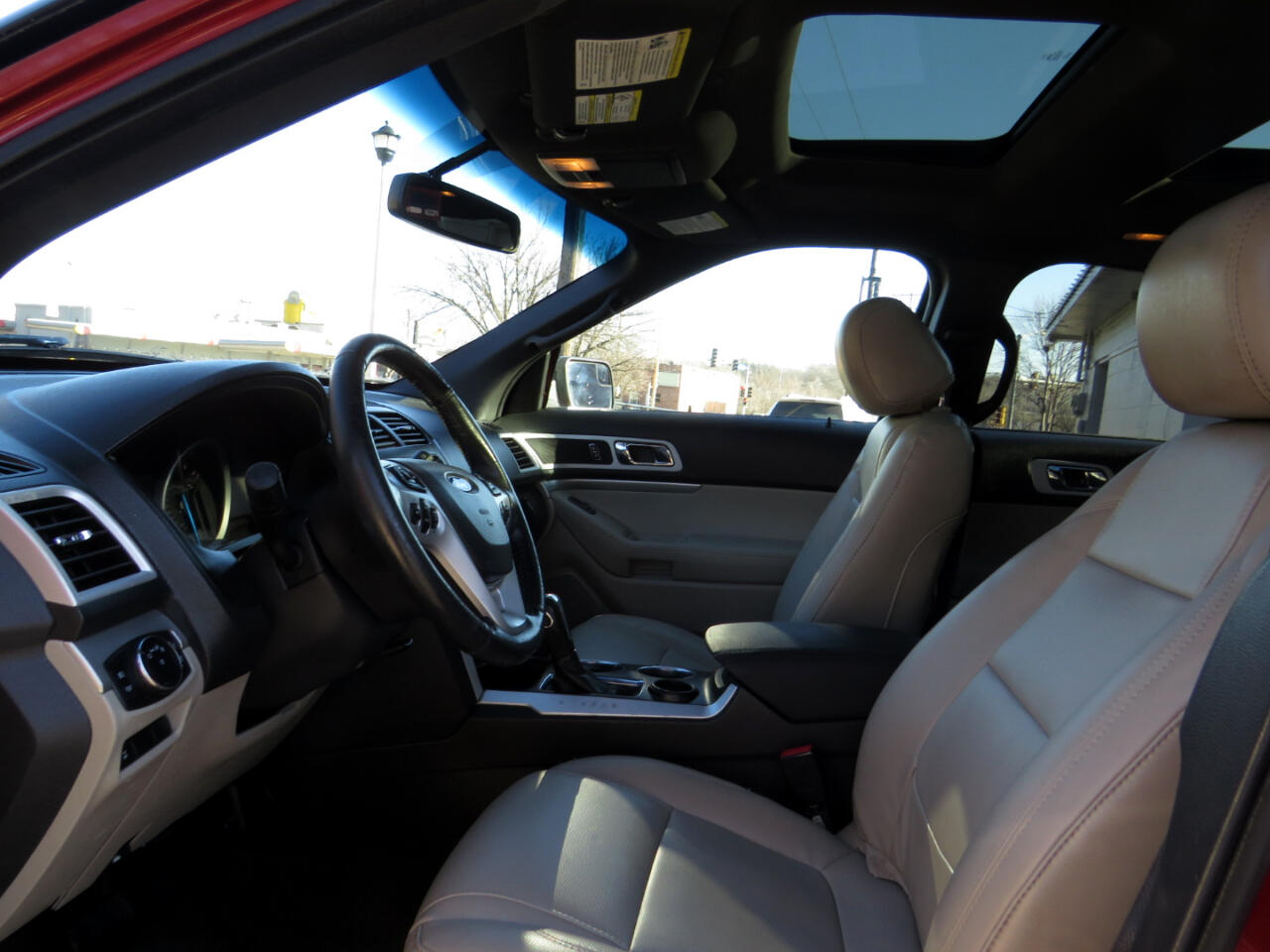 Ford Explorer FWD 4dr XLT 2014