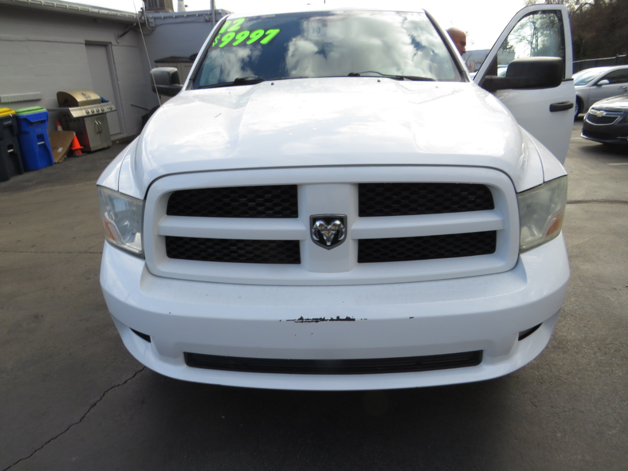 RAM 1500 4WD Crew Cab 140.5" Express 2012