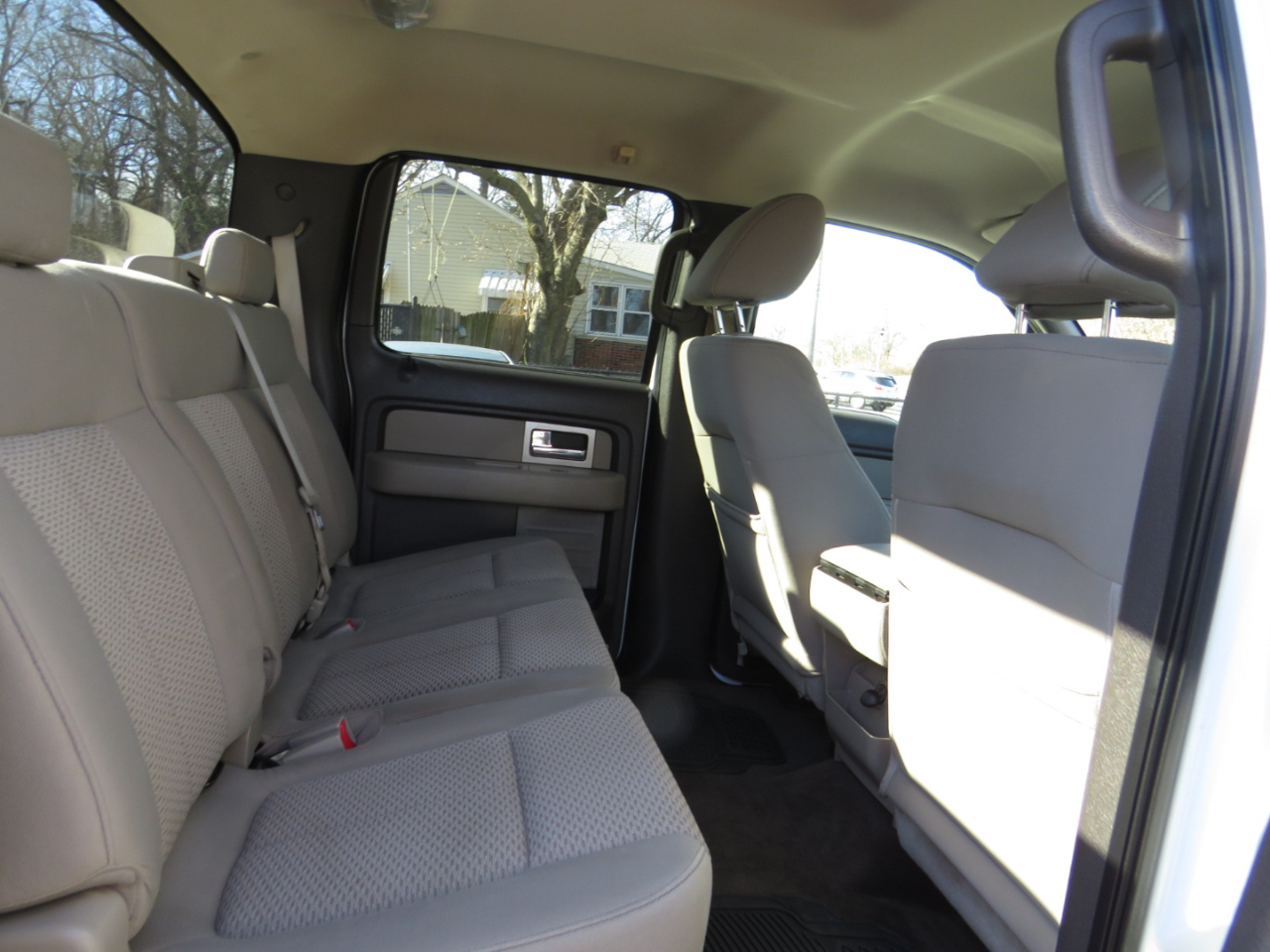 Ford F-150 4WD SuperCrew 145" Platinum 2009