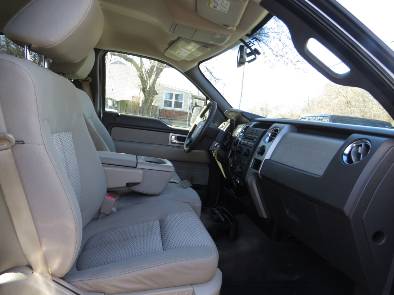 Ford F-150 4WD SuperCrew 145" Platinum 2009