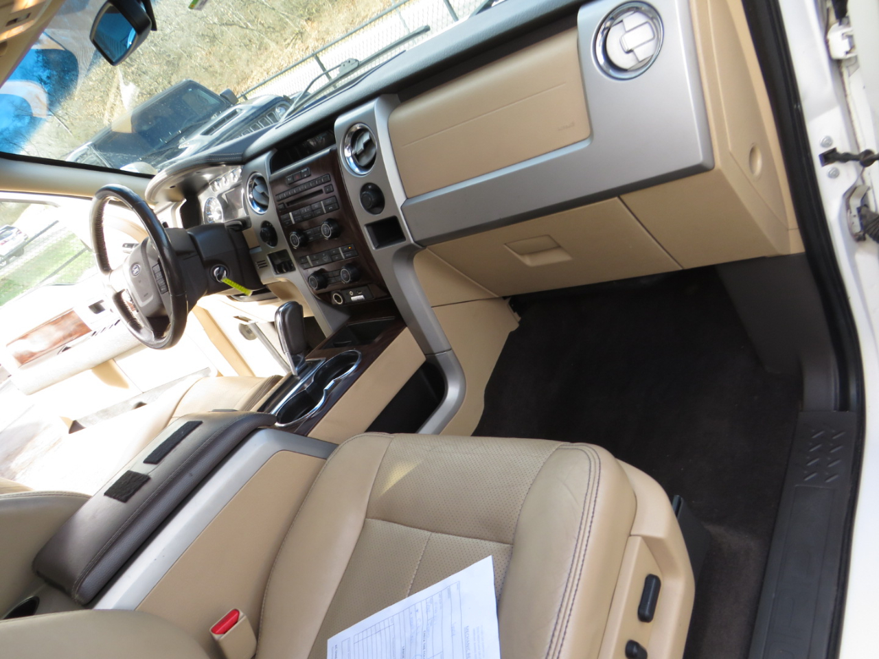 Ford F-150 4WD SuperCrew 145" Platinum 2012