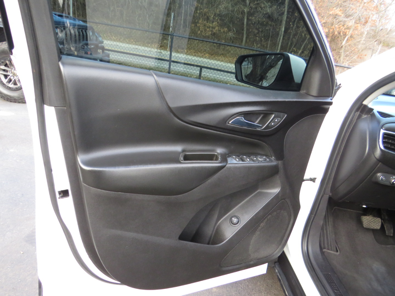 Chevrolet Equinox FWD 4dr LT w/1LT 2019