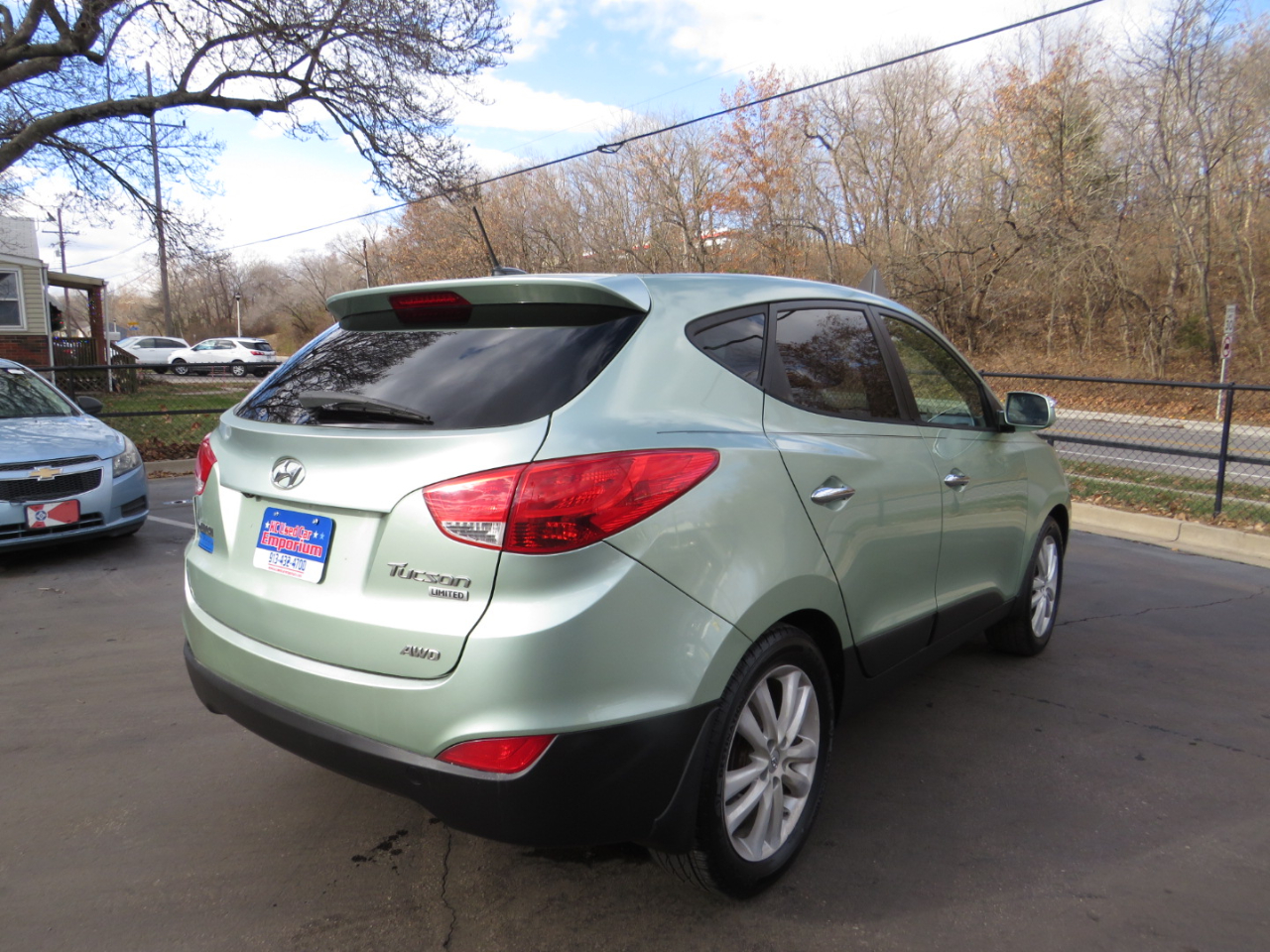 Hyundai Tucson AWD 4dr Auto Limited PZEV 2011