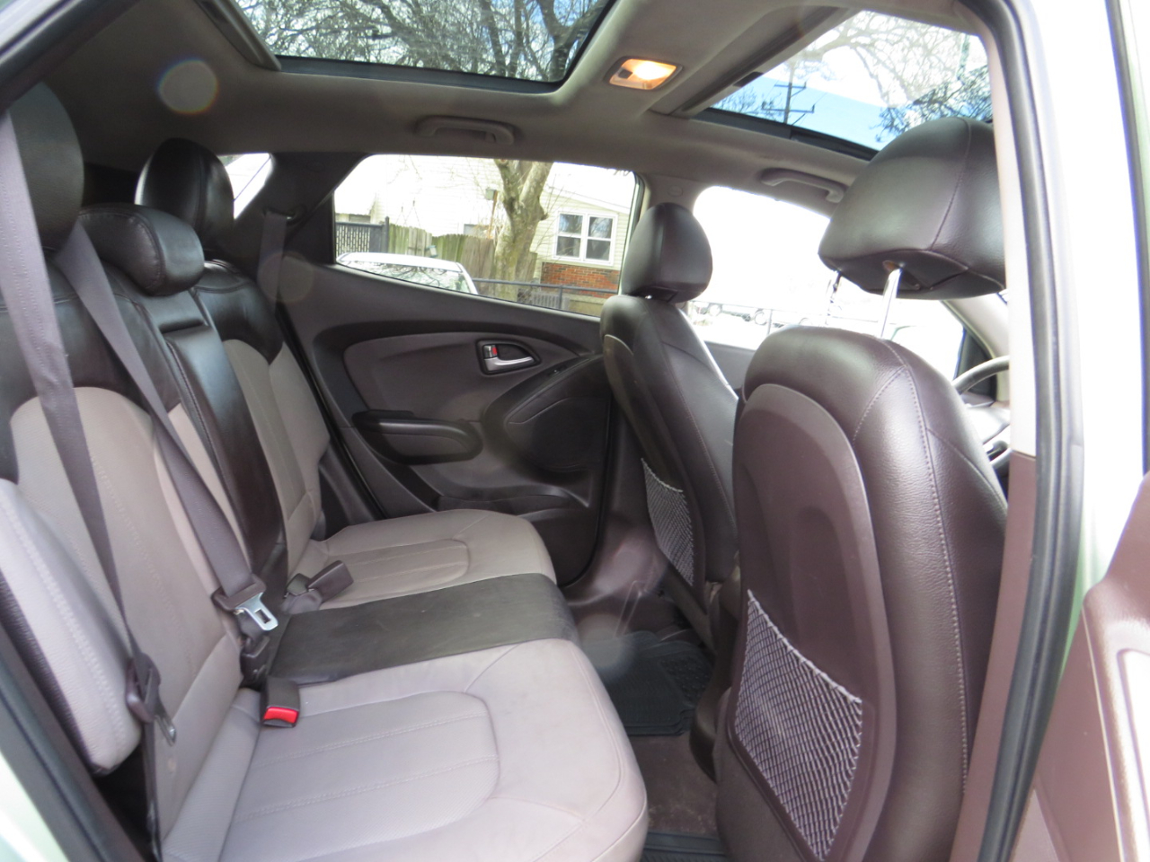 Hyundai Tucson AWD 4dr Auto Limited PZEV 2011