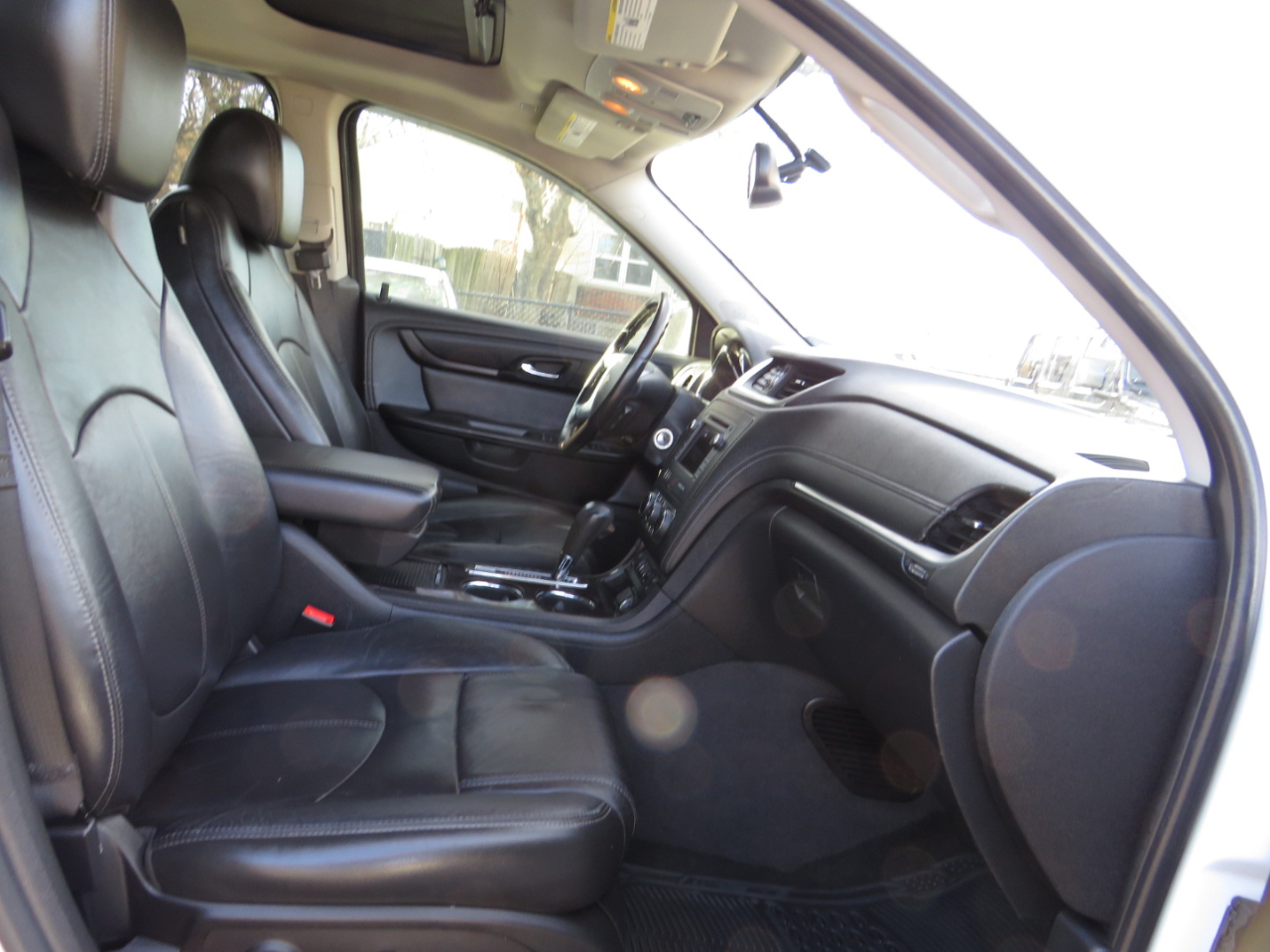 Chevrolet Traverse AWD 4dr LT w/2LT 2016