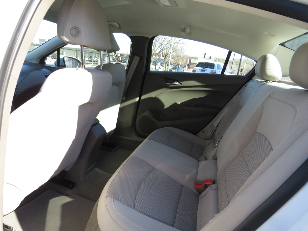 Chevrolet Cruze 4dr Sdn 1.4L LS w/1SB 2018