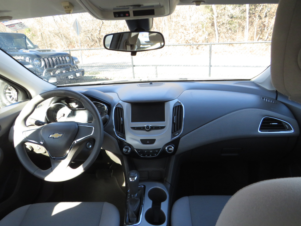 Chevrolet Cruze 4dr Sdn 1.4L LS w/1SB 2018