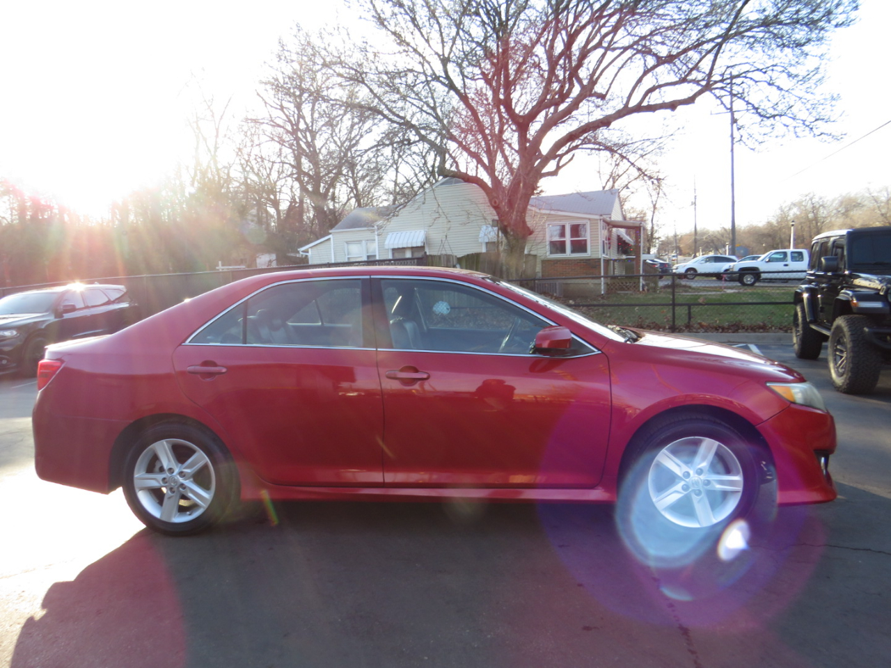 Toyota Camry 2014.5 4dr Sdn I4 Auto SE Sport (Natl) 2014