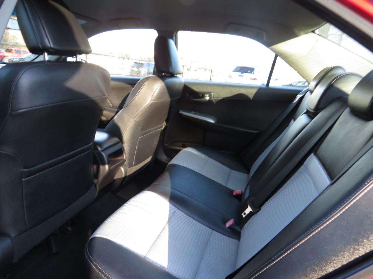 Toyota Camry 2014.5 4dr Sdn I4 Auto SE Sport (Natl) 2014