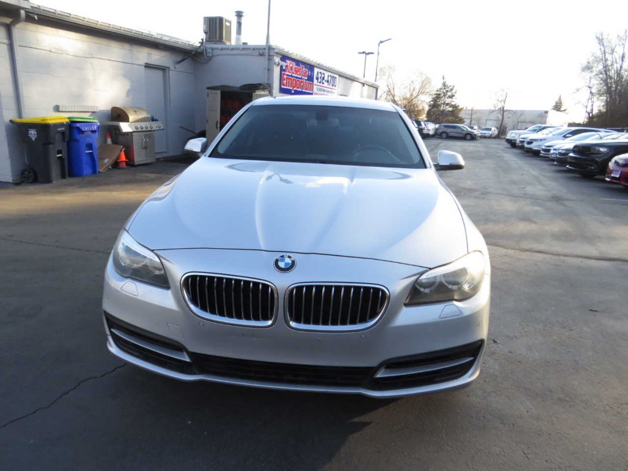 BMW 5 Series 4dr Sdn 528i RWD 2014
