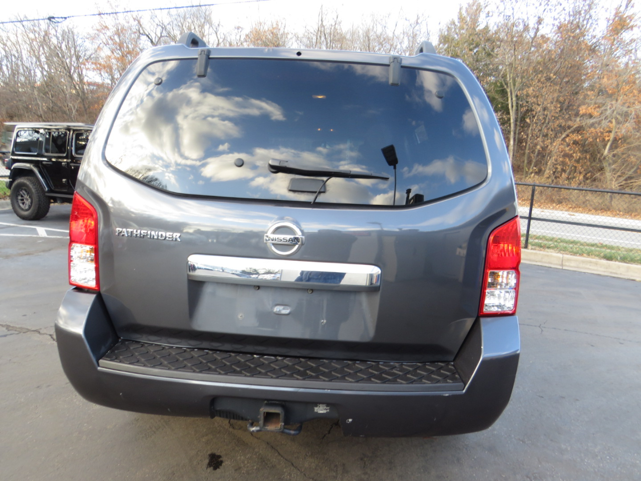 Nissan Pathfinder 2WD 4dr V6 S 2012