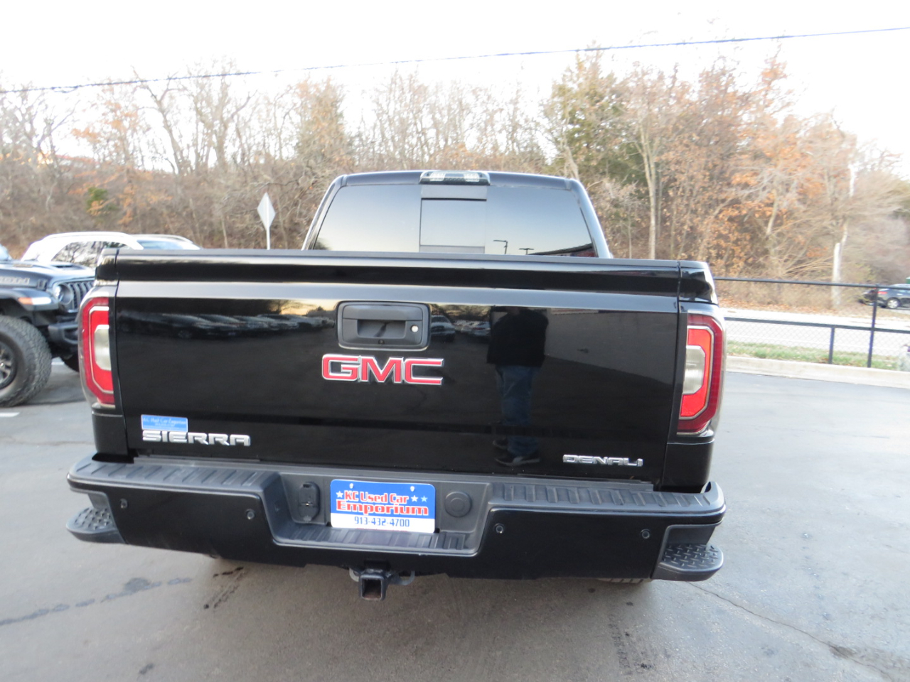 GMC Sierra 1500 2WD Crew Cab 143.5" Denali 2016