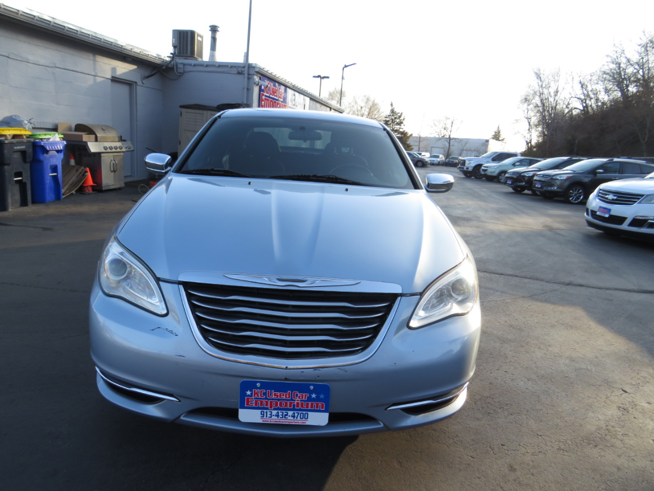 Chrysler 200 4dr Sdn Touring 2013