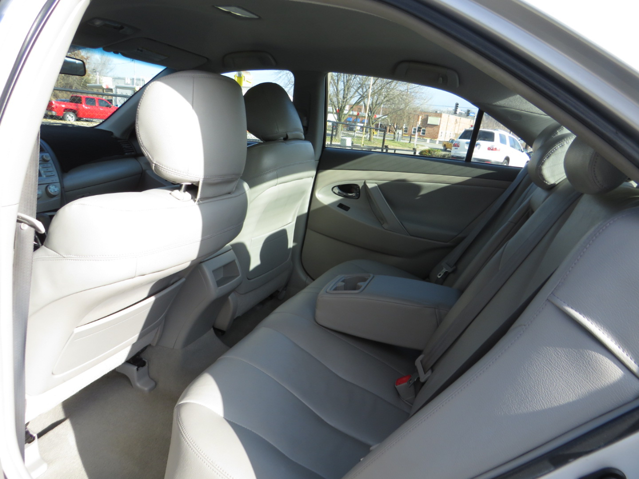 Toyota Camry 4dr Sdn I4 Man (Natl) 2009