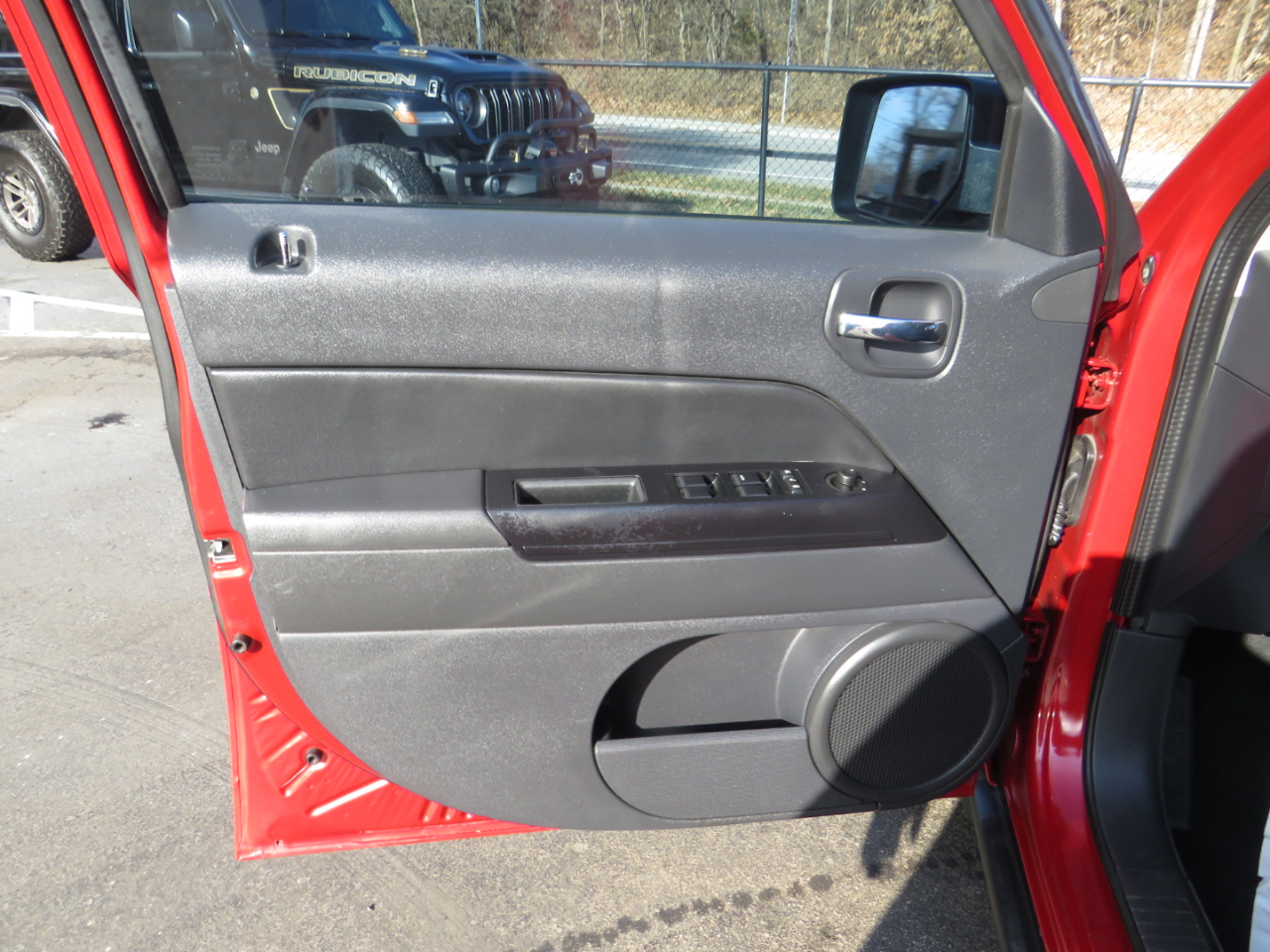 Jeep Patriot FWD 4dr Sport 2009