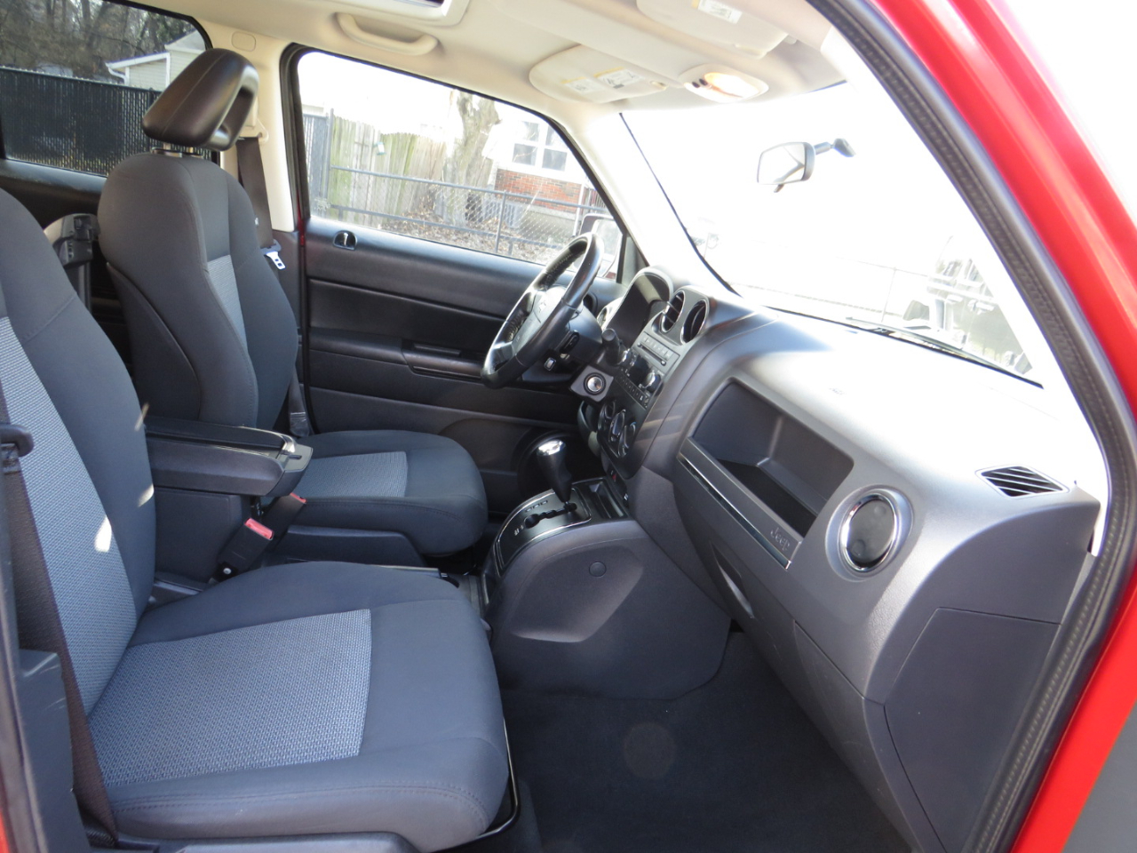 Jeep Patriot FWD 4dr Sport 2009