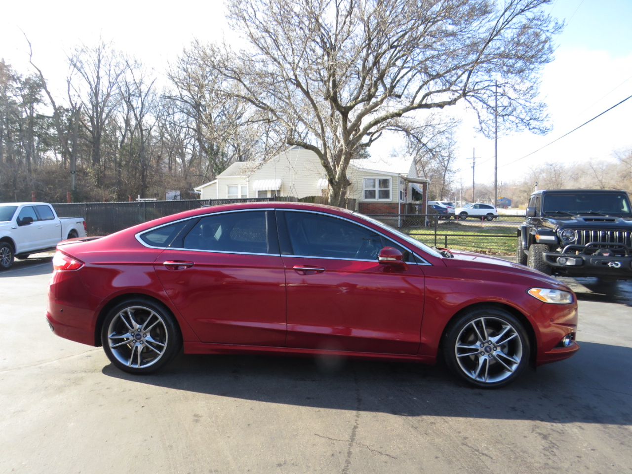 Ford Fusion 4dr Sdn Titanium FWD 2013