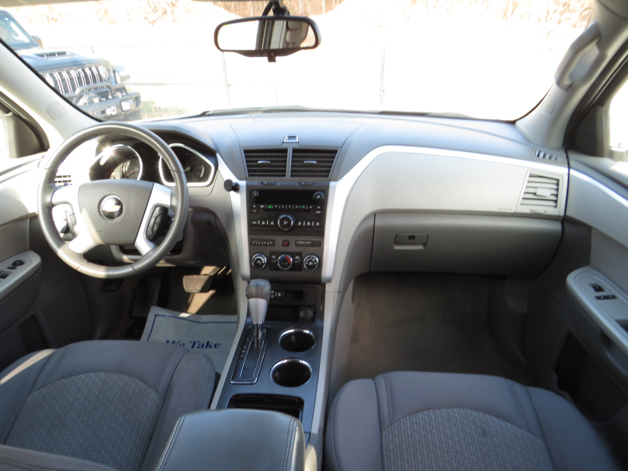 Chevrolet Traverse FWD 4dr LT w/1LT 2011