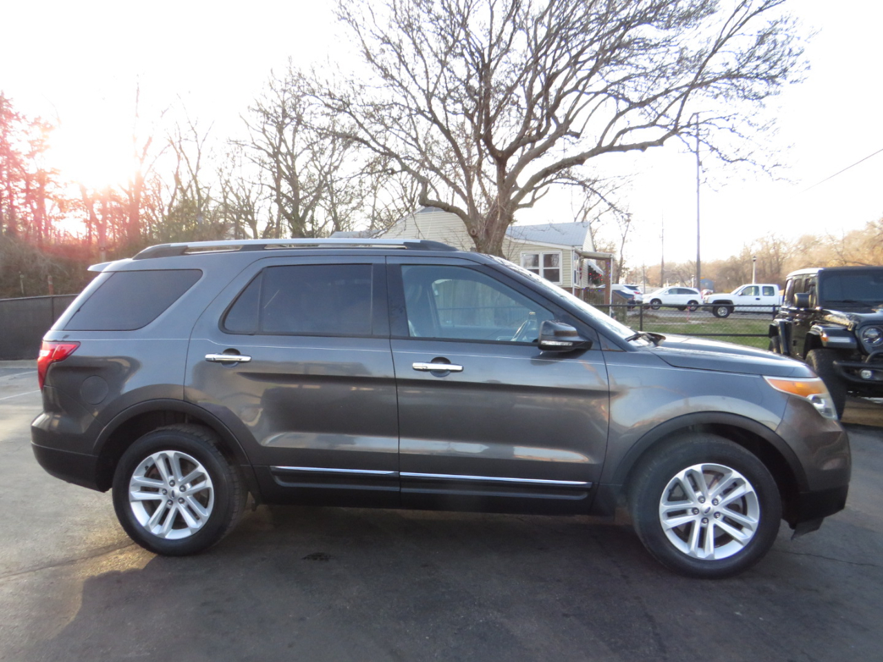 Ford Explorer 4WD 4dr XLT 2015