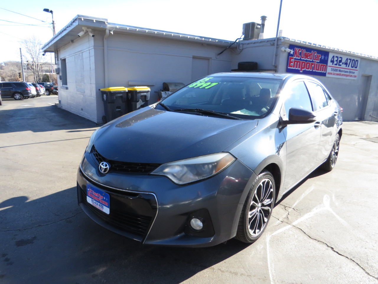 Toyota Corolla 4dr Sdn CVT LE Premium (Natl) 2015