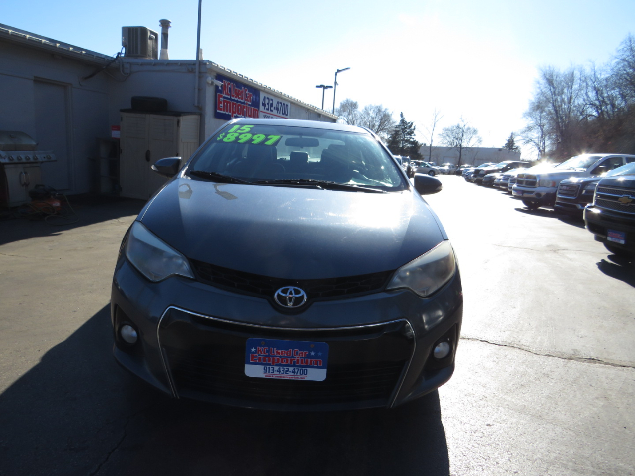 Toyota Corolla 4dr Sdn CVT LE Premium (Natl) 2015