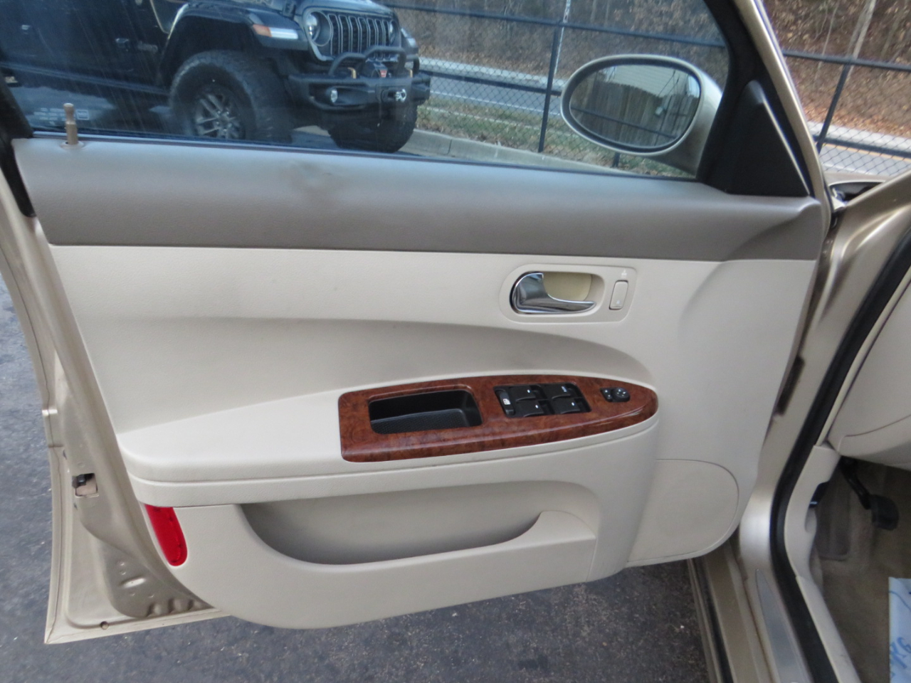 Buick LaCrosse 4dr Sdn CXL 2005