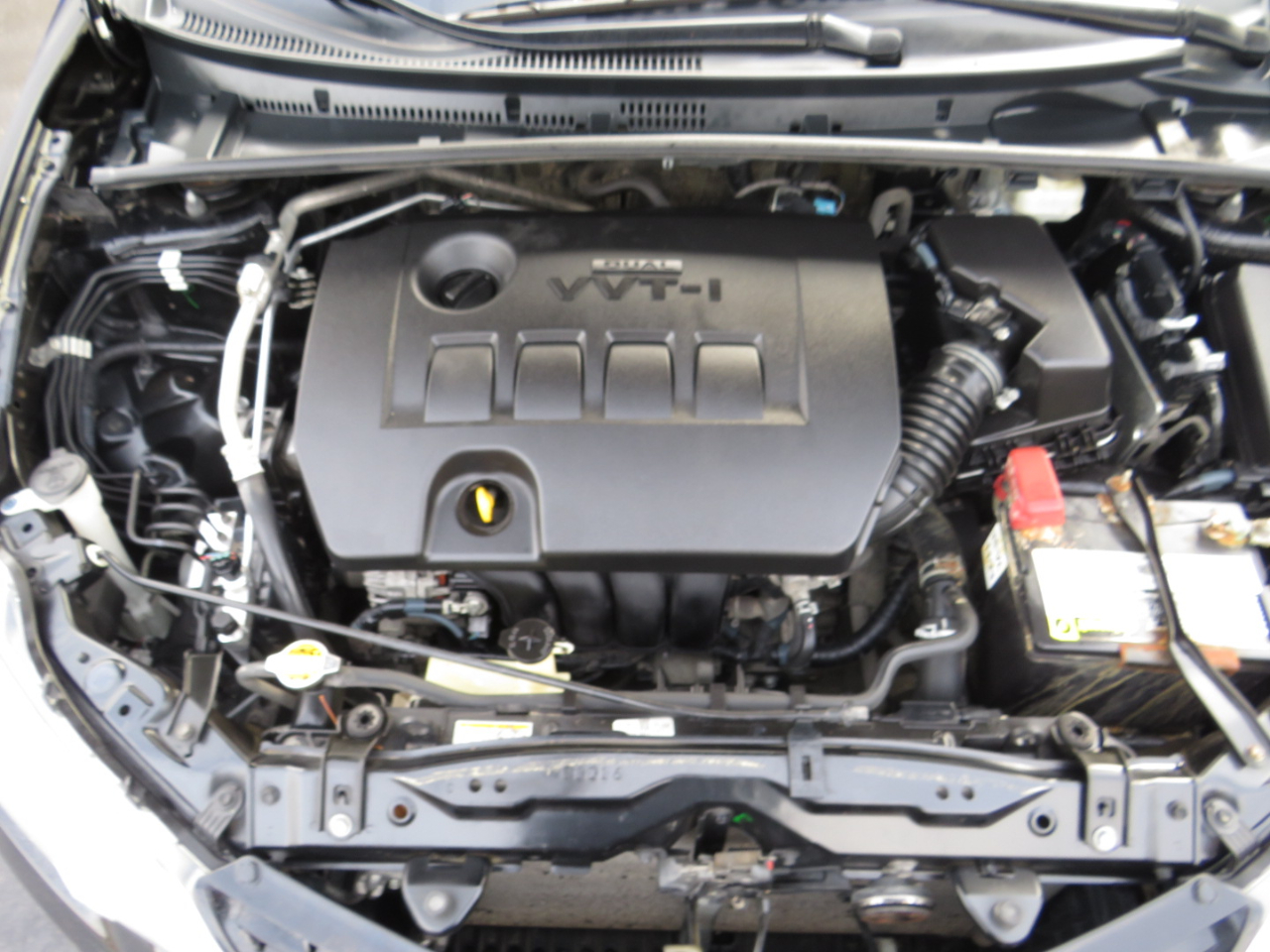 Toyota Corolla 4dr Sdn CVT LE Premium (Natl) 2015