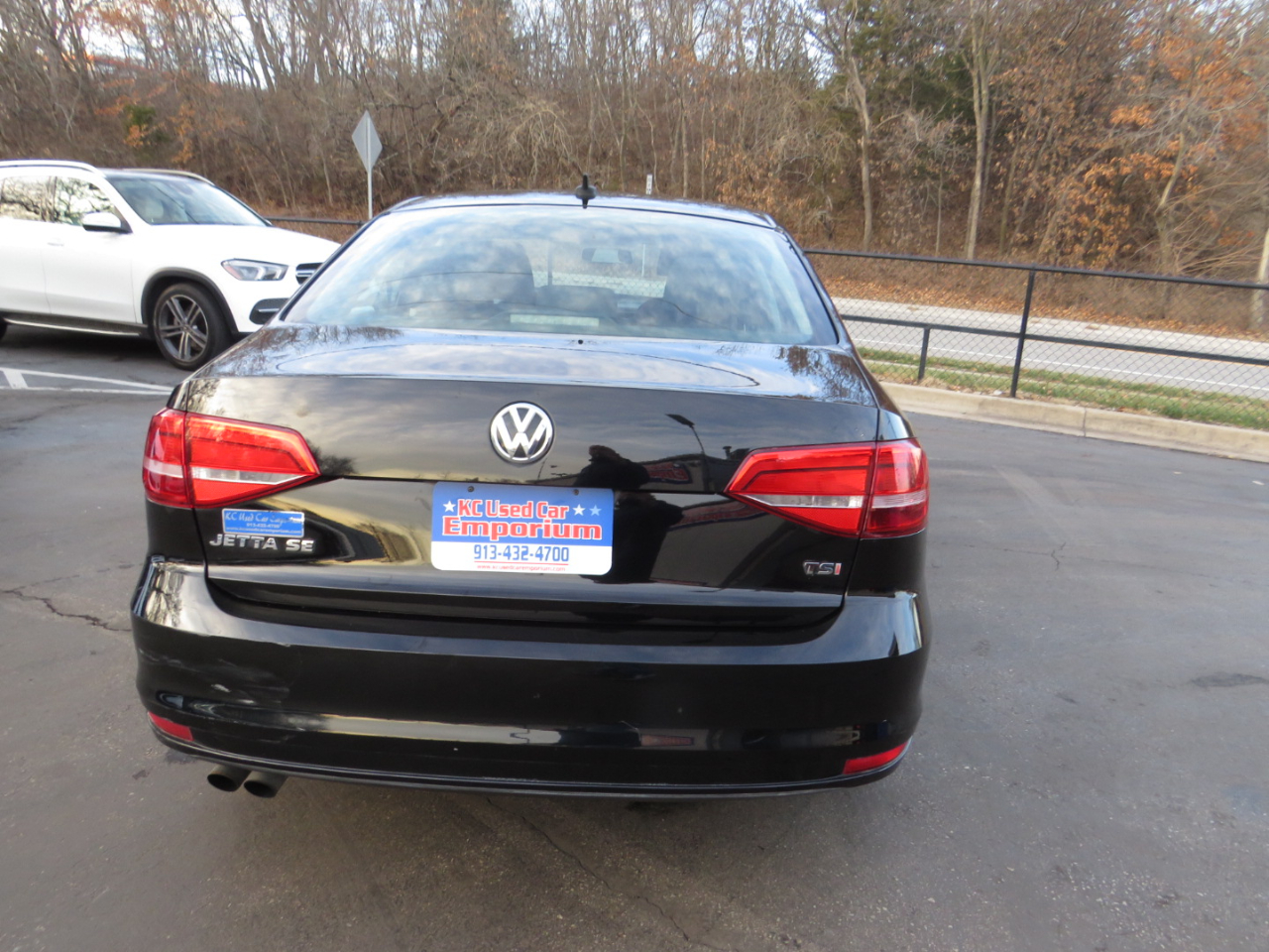 Volkswagen Jetta Sedan 4dr Auto 1.8T SE 2015