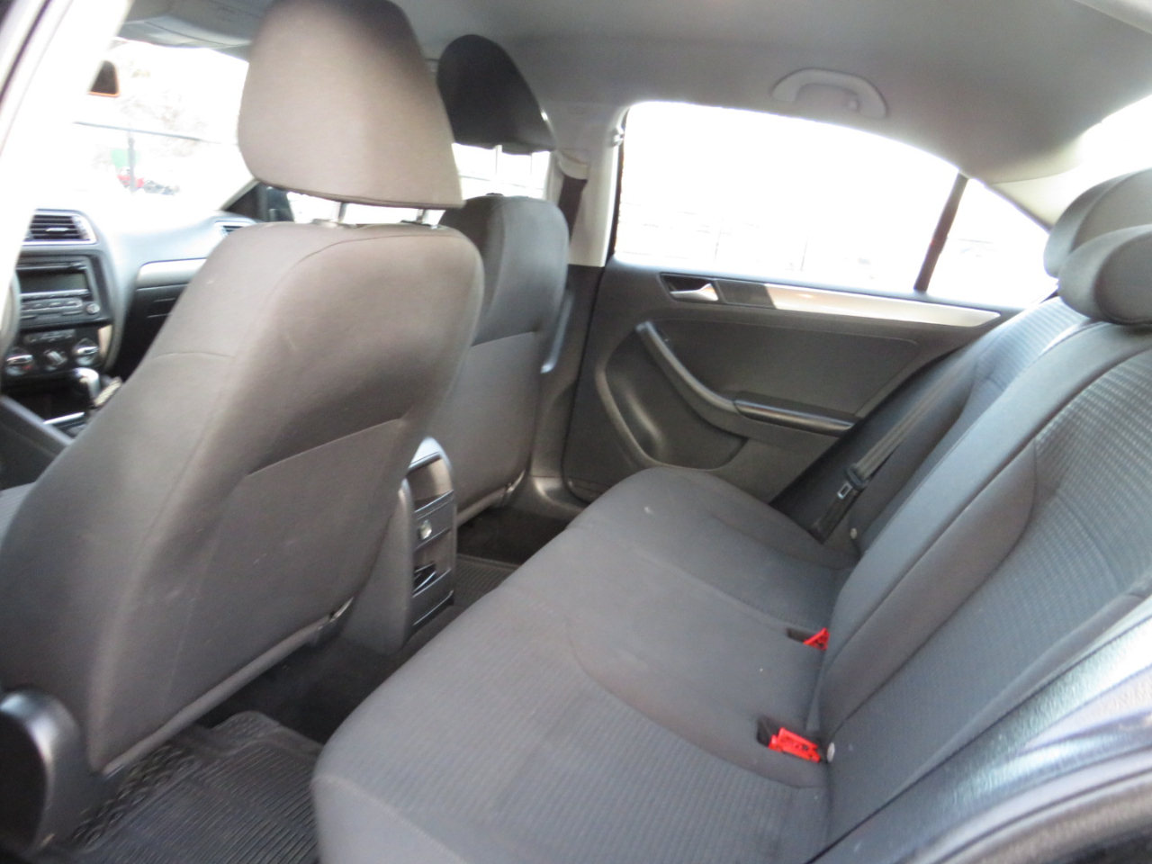 Volkswagen Jetta Sedan 4dr Auto 1.8T SE 2015