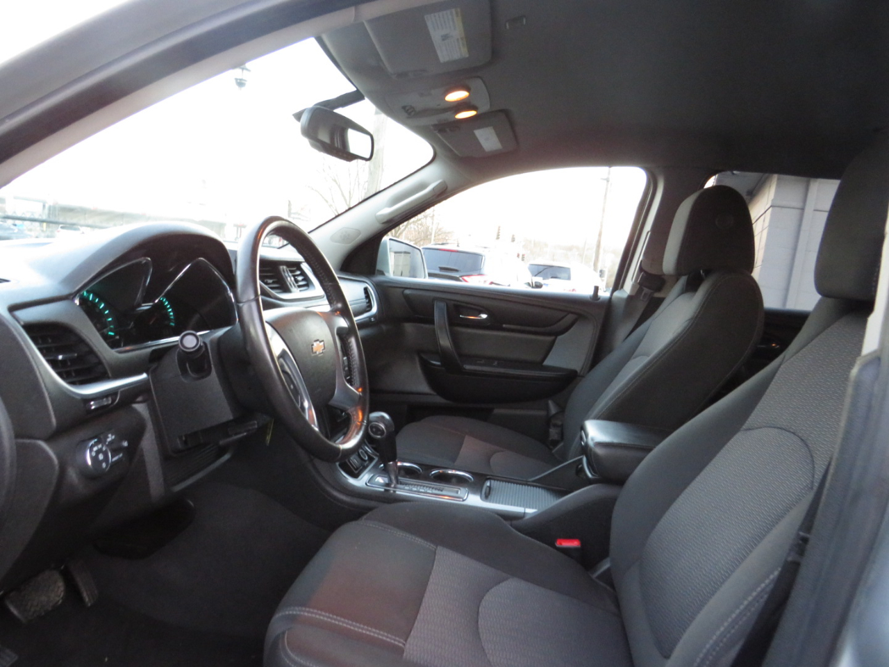 Chevrolet Traverse FWD 4dr LT w/2LT 2017