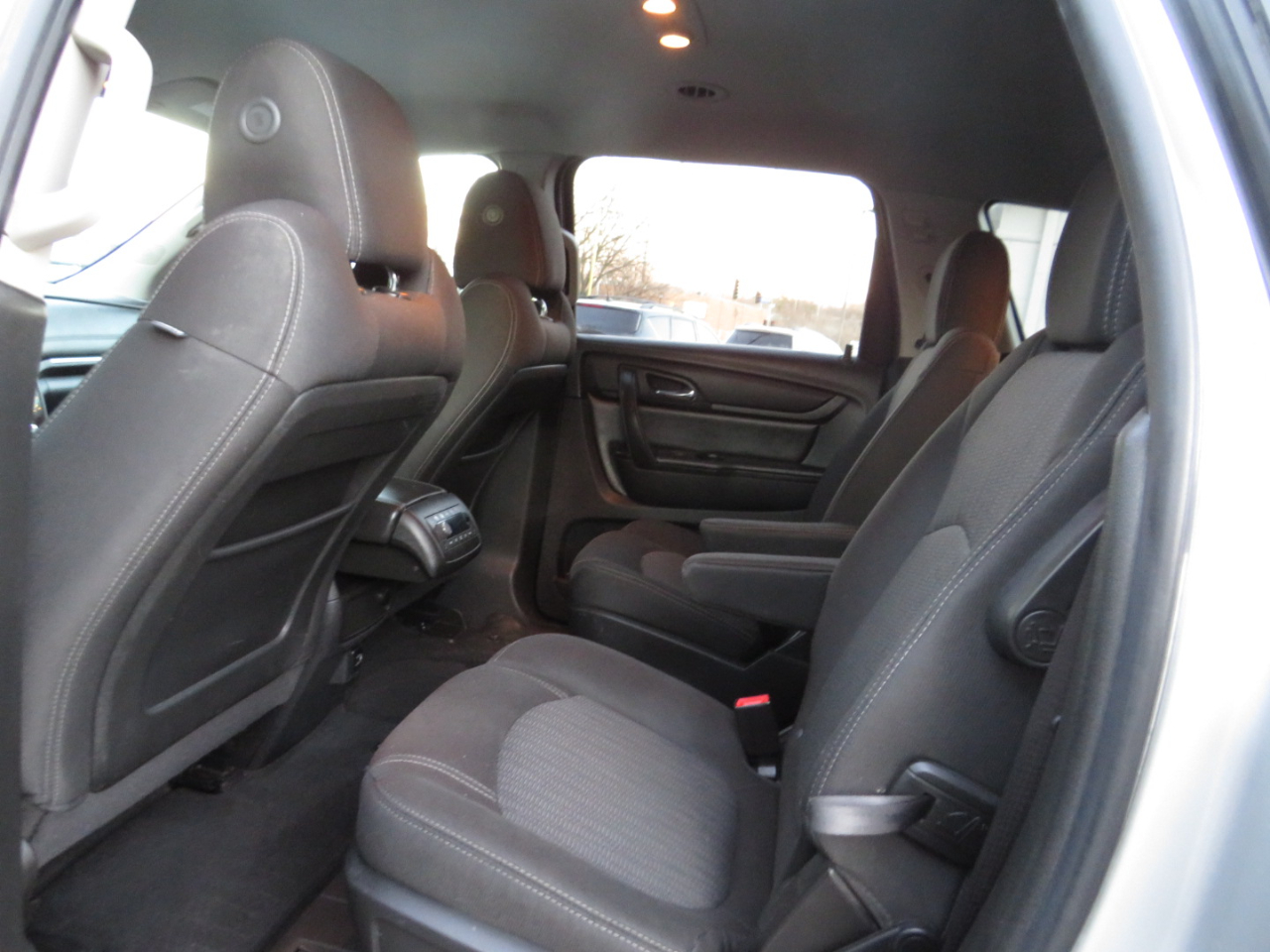 Chevrolet Traverse FWD 4dr LT w/2LT 2017