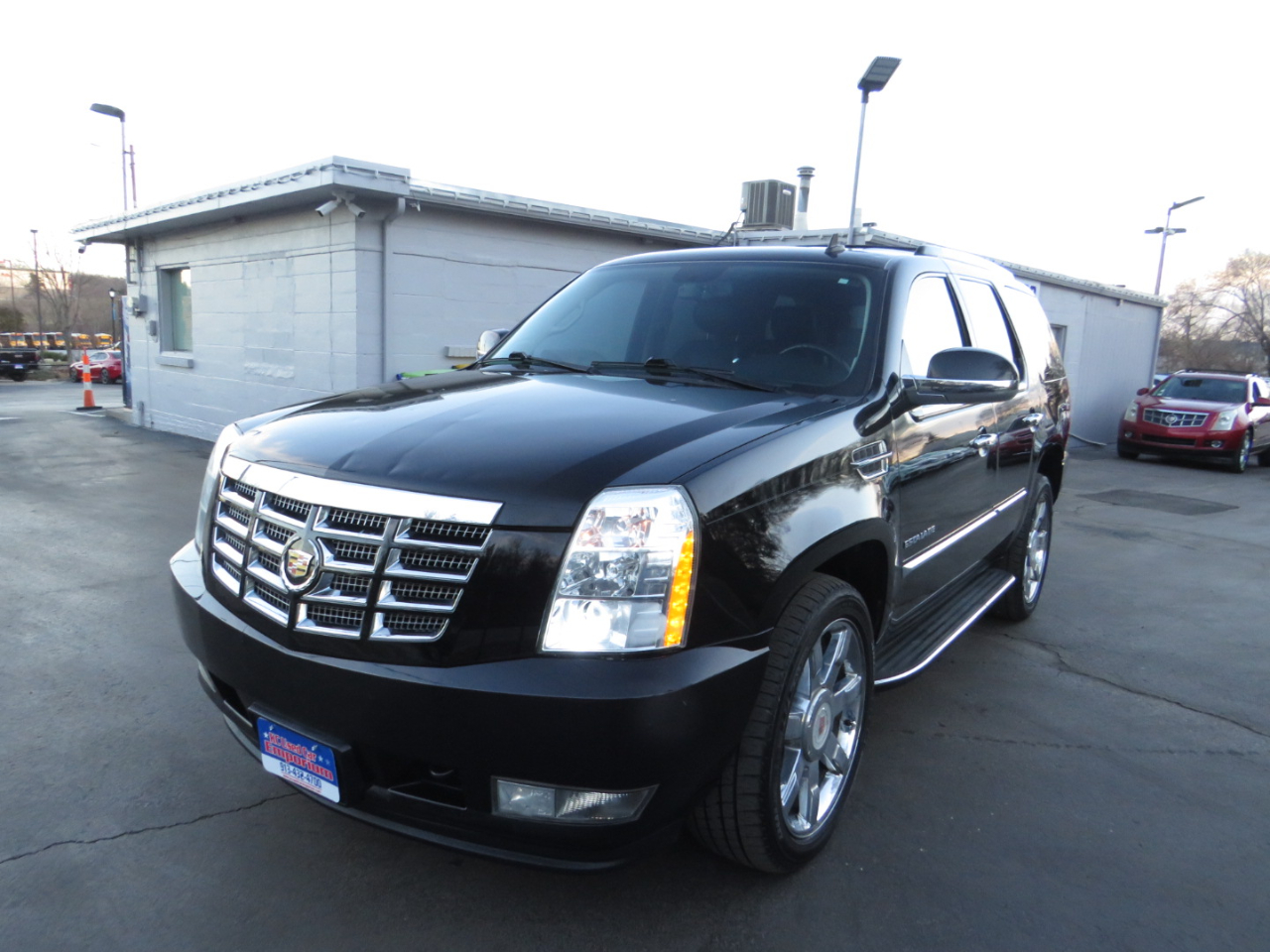 Cadillac Escalade AWD 4dr Luxury 2013