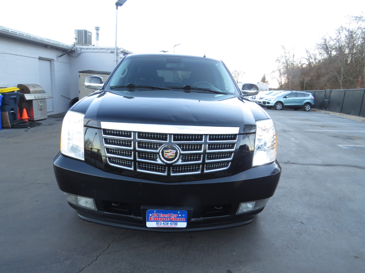 Cadillac Escalade AWD 4dr Luxury 2013
