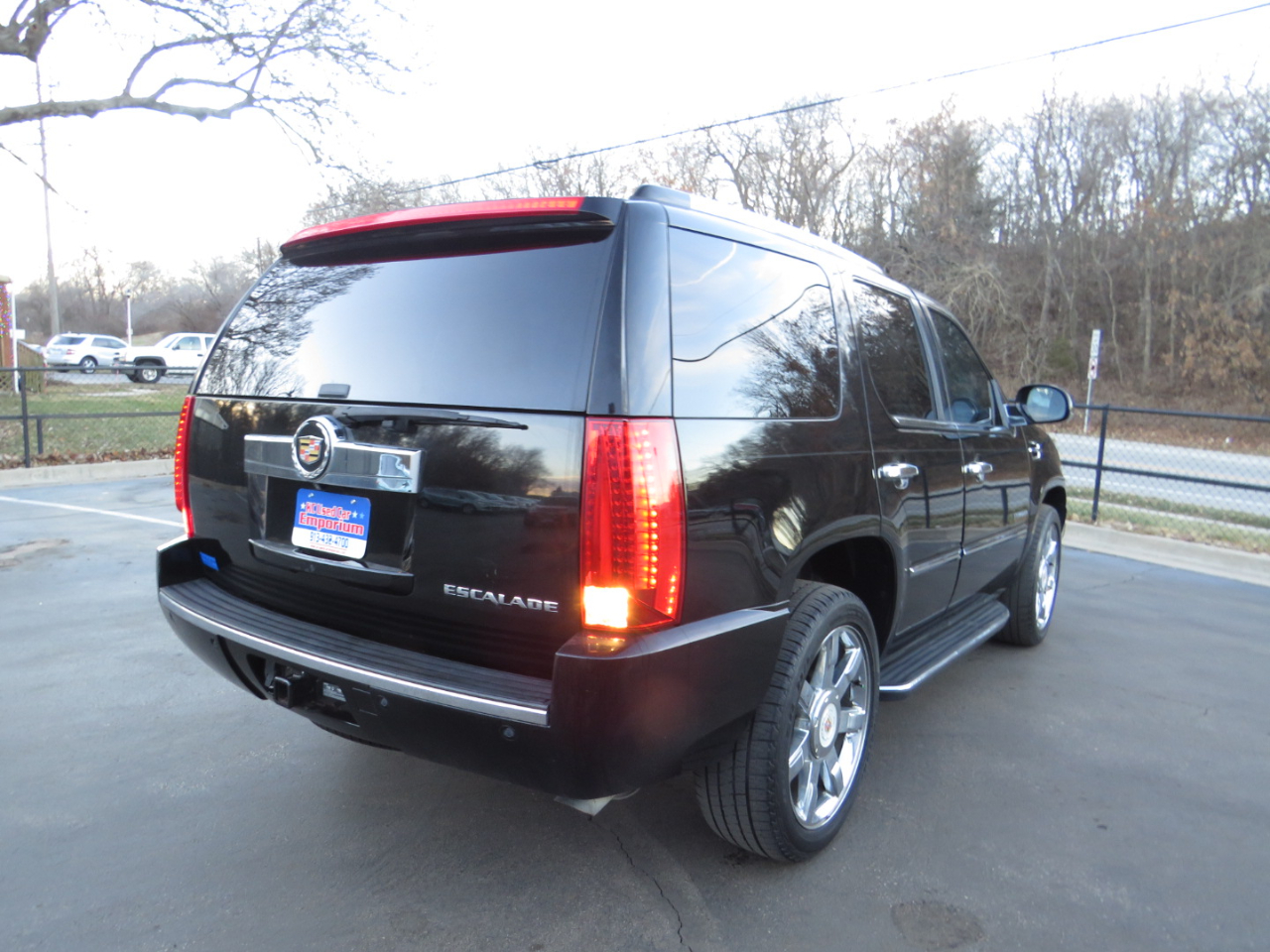 Cadillac Escalade AWD 4dr Luxury 2013