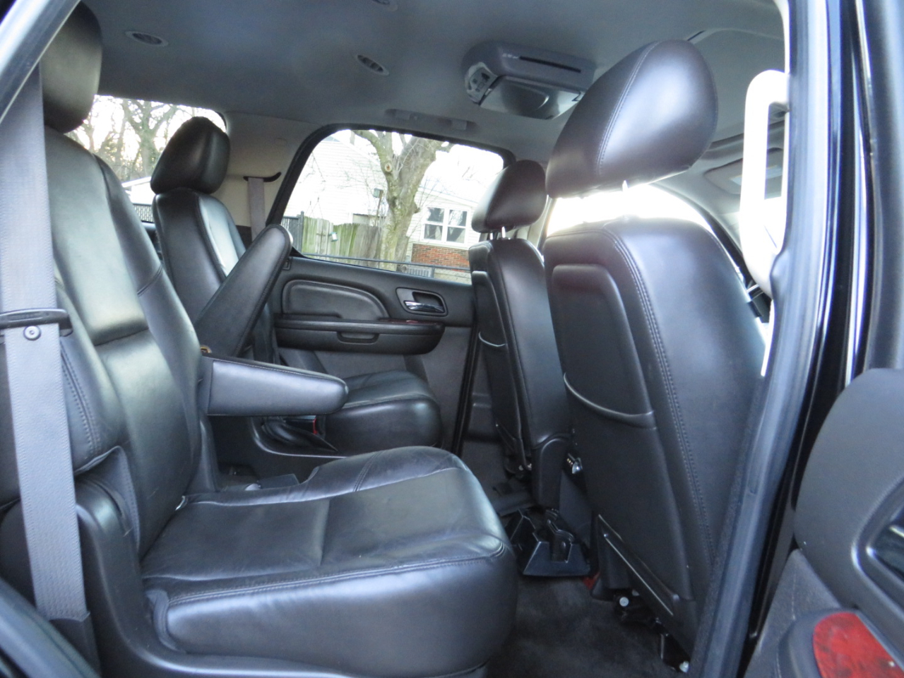 Cadillac Escalade AWD 4dr Luxury 2013