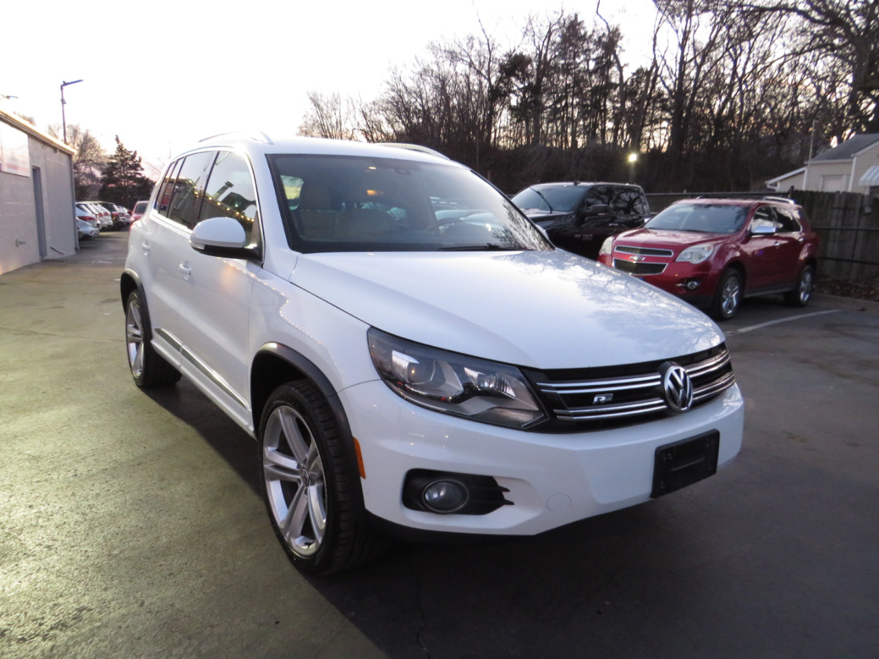 Volkswagen Tiguan 4MOTION 4dr Auto R-Line 2015