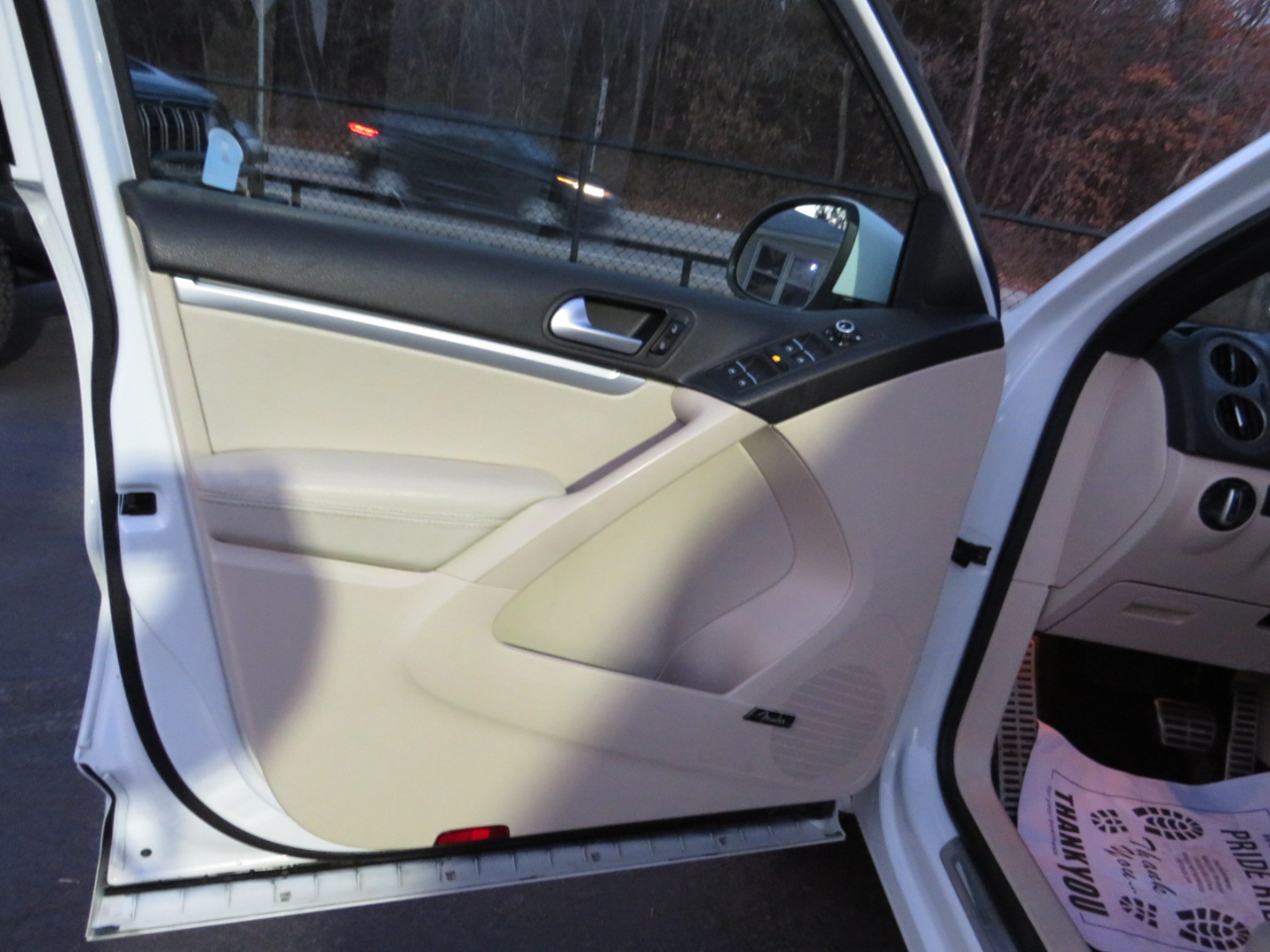 Volkswagen Tiguan 4MOTION 4dr Auto R-Line 2015