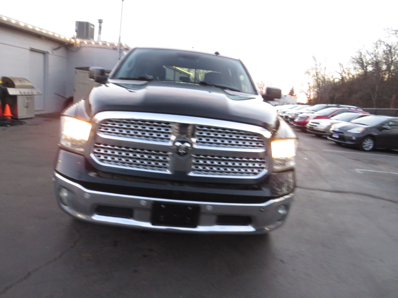 RAM 1500 Big Horn 4x4 Crew Cab 5'7" Box 2018