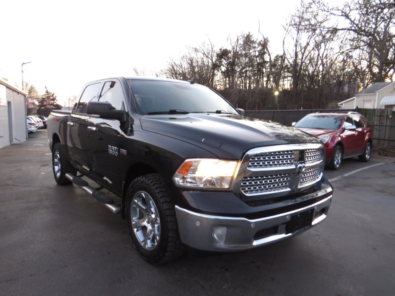 RAM 1500 Big Horn 4x4 Crew Cab 5'7" Box 2018