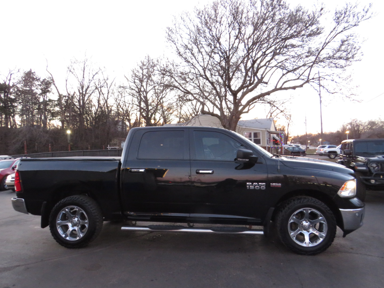 RAM 1500 Big Horn 4x4 Crew Cab 5'7" Box 2018